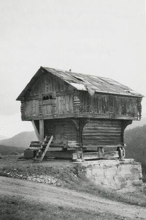 Sønstebø Nordre, Telemark - Riksantikvaren-T168 01 0237.jpg