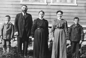 S069.168.30.CD 02 033.jpg