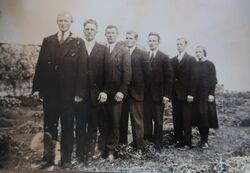 Sju søsken frå Strengen (17), frå venstre Hans, Rasmus, Magnus, Martinus, Alfred, Kasberg og Inga.