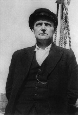 S158.168.13.CD 12 087.jpg