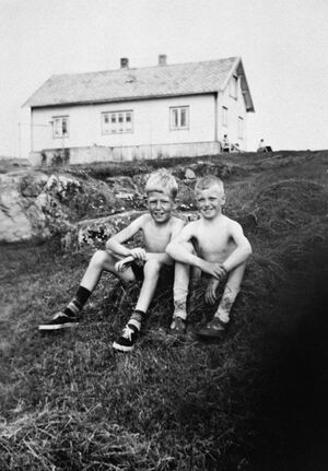 S168.168.64.CD 09 047.jpg