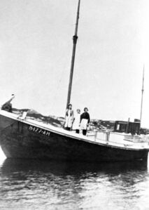 M/S «Brødrene II» H-177-AM, seinare H-14-FE, byggeår 1932, lengd 34 fot, motor 17 HK Rapp. Eigarar Gotfred og Malvin Tangen.