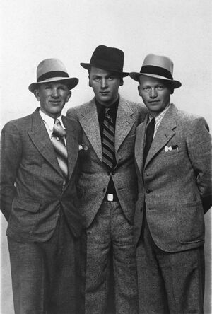 S193.168.16.CD 01 049.jpg