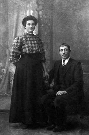 S329.169.2.CD 05 023.jpg