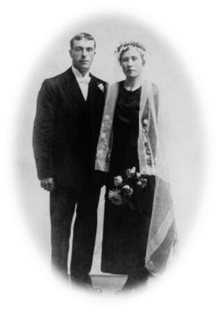 Brudebilde 15. september 1919. Gabriel og Marianne Sulen (bnr 57-3).