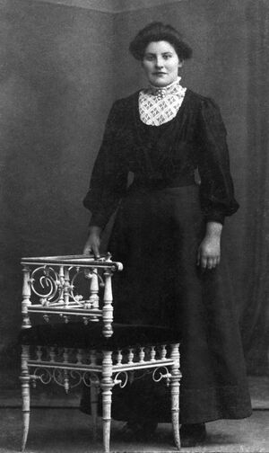 S364.169.4.CD 06 016.jpg