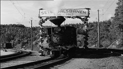 Portal for Setesdalsbanen 1962. Ukjent/Stiftelsen Setesdalsbanen