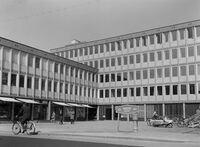 Handelens og Håndverkets hus i Storgata 49-51. Foto er fra ca 1960-1970