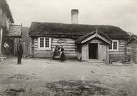 52. Sandbu Søndre Nedre, Oppland - Riksantikvaren-T125 01 0470.jpg