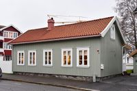 Adolf Amandus Andresens Schrøeters gate 2 i Nybyen. Foto: Roy Olsen (2020).