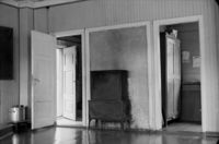 166. Schiong Berge (Øvre Kvamme) Borgund, interiør.jpg