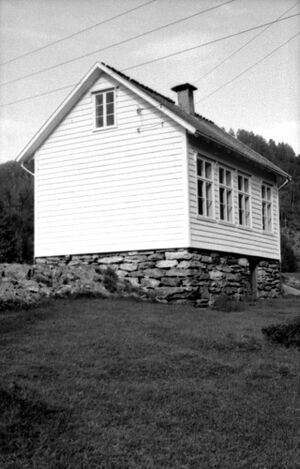 Schiong Svarthumle Eikefjord.jpg