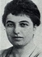 Dottera Sigrid (f. 1883) vart språklærar i Oslo. Ho vart deportert av nazistane i november 1942 og vart drepen 1. desember same år.