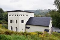 Lakssjøveien 87, Kiste kraftstasjon ble bygd i 1916. Foto: Roy Olsen (2023).