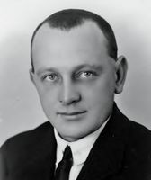 Vognmann Aage Rønning ble også valgt på den kommunistiske liste ved høymessen i Trondenes kirke