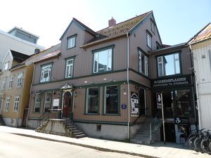 Sjøgata 12 ed2018.JPG