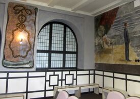 Interiørmotiv fra Sjømannskolen i Oslo, med kunst av Per Krohg (1922-1924). Foto: Stig Rune Pedersen (2014).