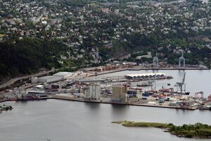 Sjursøya fra lufta.jpg