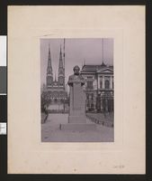Byste av Henrik Ibsen i Ibsenparken i Skien. Foto: Ragnvald Nyblin.
