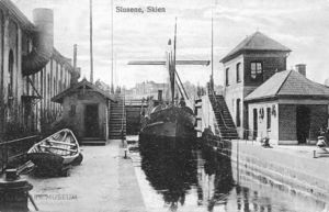 Skien sluse.jpg