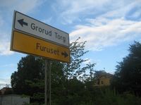 367. Skilt ved Grorud stasjon.jpg