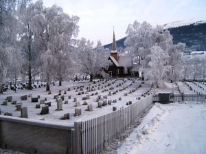 Skjåkkyrkja vinter 2.jpg