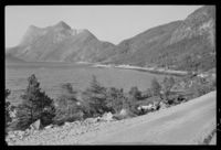 142. Skjellesvik, Tysfjord - no-nb digifoto 20160210 00019 NB MIT FNR 05761.jpg