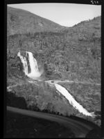 178. Skjervefossen. Voss - Eideveien - no-nb digifoto 20150226 00084 NB MIT FNR 00255 B.jpg