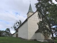 Skoger gamle kirke antas å være fra rundt år 1200. Foto: Stig Rune Pedersen