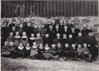 Skoleklasse fra Skotselv, antakelig rett etter 1900.