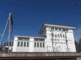 Skollenborg transformatorstasjon var del av den tidlige elektrifiseringen av jernbanenettet i Norge. Foto: Stig Rune Pedersen (2012)