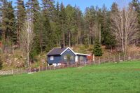 Ved den tidligere husmannsplassen Skremma nordvest i Gaupesteinmarka. Foto: Leif-Harald Ruud (2018).