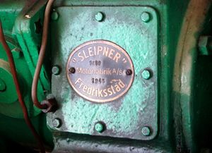 Sleipner Motorfabrik 03, masknr plate Wcr.JPG