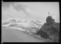 8. Smørstabbtindene - no-nb digifoto 20160225 00236 NB MIT FNR 06017.jpg