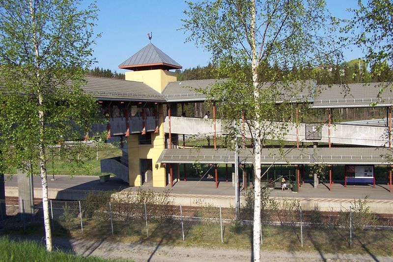 Fil:Son Sonsveienstasjon01.JPG