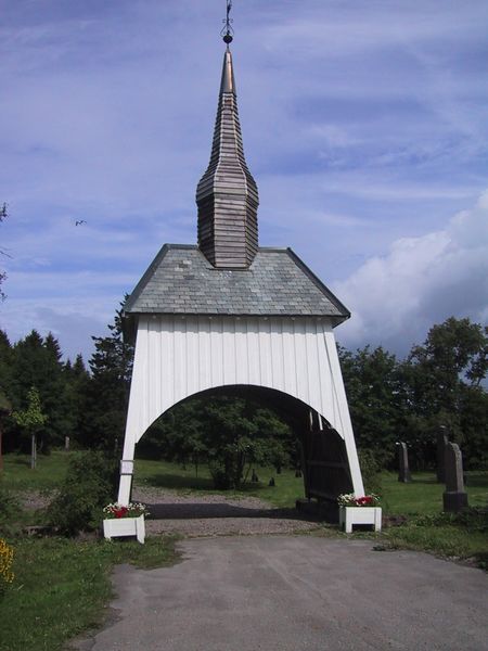 Fil:Sortland gamle kirkegard.JPG