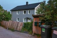 Horisontaldelt svenskehus i Sponstuveien. Foto: Leif-Harald Ruud (2021)