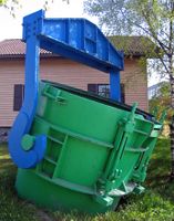 Støpeøser er brukt som blikkfang rundt storsenteret.