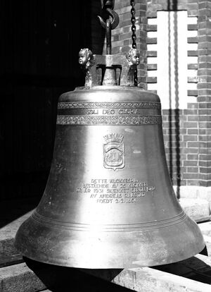 Største klokke i klokkespillet.jpg