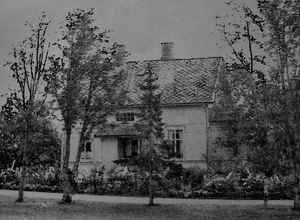 St. Olavs gt. 30 sett fra kirka.JPG