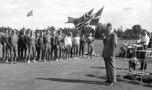 Staver Nadderud Stadion.jpg