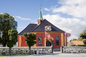 Stavern, Kommandør Herbst gate 1, Fredriksvern kirke.jpg