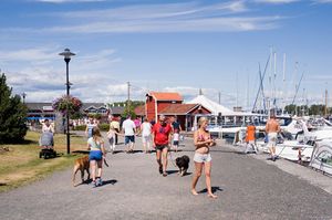 Stavern, Strandpromenaden-1.jpg