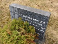 Steingrim Haukjem er gravlagt på Veggli kirkegård. Foto: Stig Rune Pedersen