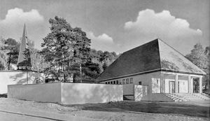 Steinkjer, kapellet og krematoriet.jpg