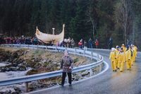 Eit bilde til frå båtdraginga med vogna i 1997.