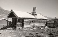 60. Storvik Midtre (Megard), Oppland - Riksantikvaren-T125 01 0503.jpg