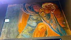 Detalj av veggdekorasjon, nå skjult av ny vegg.