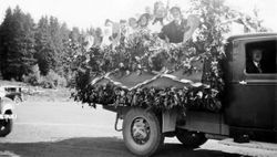 Strømmen kooperative kvinneforening med muntert innslag.