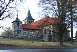 Strømmen kirke fra sørøst på julaften 2016. Steinar Bunæs/Steinar Bunæs.